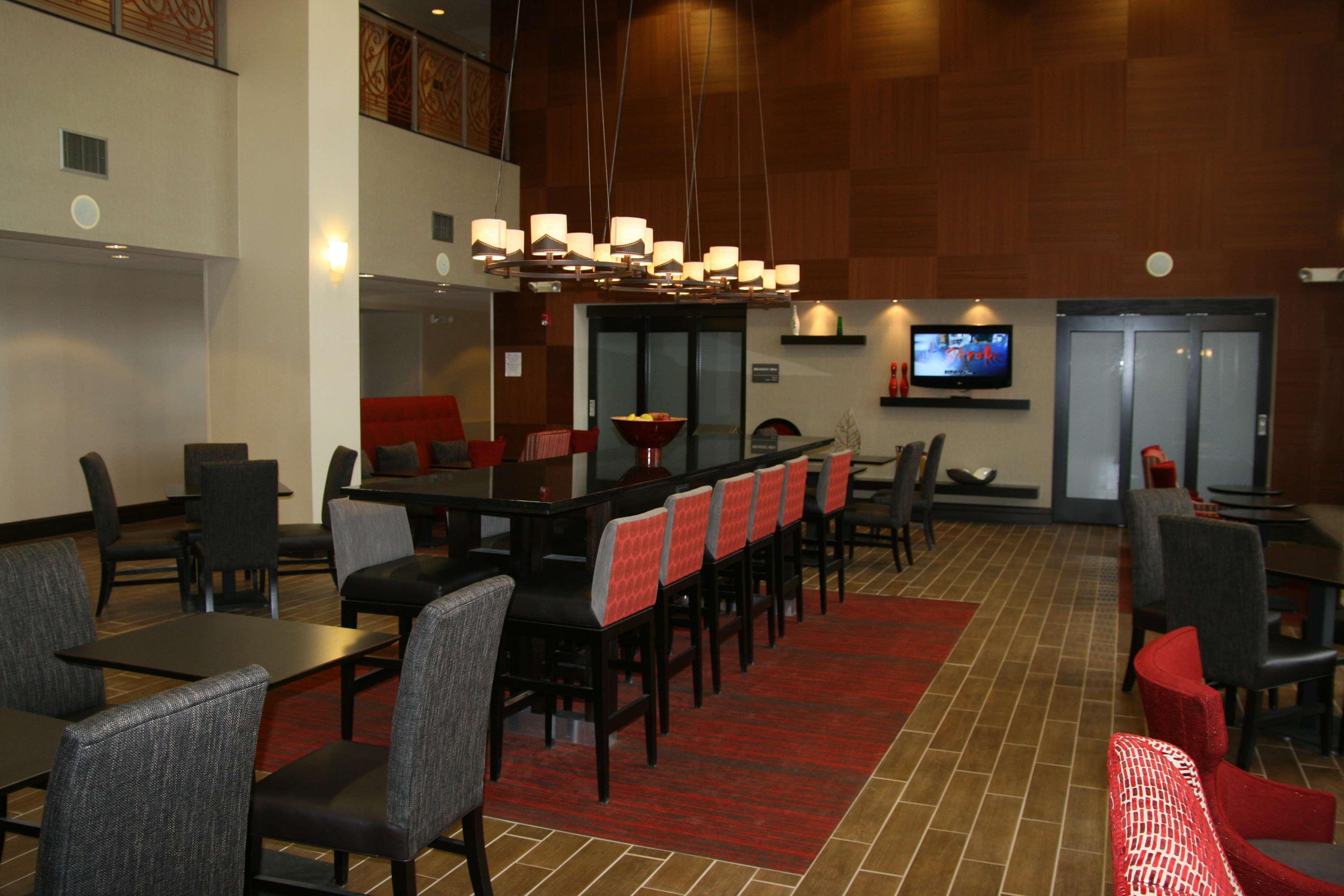 Hampton Inn By Hilton Garden City Long Island Εξωτερικό φωτογραφία