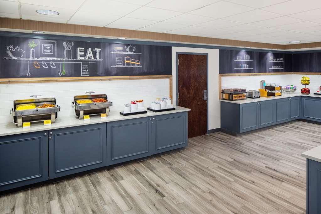 Hampton Inn By Hilton Garden City Long Island Εστιατόριο φωτογραφία