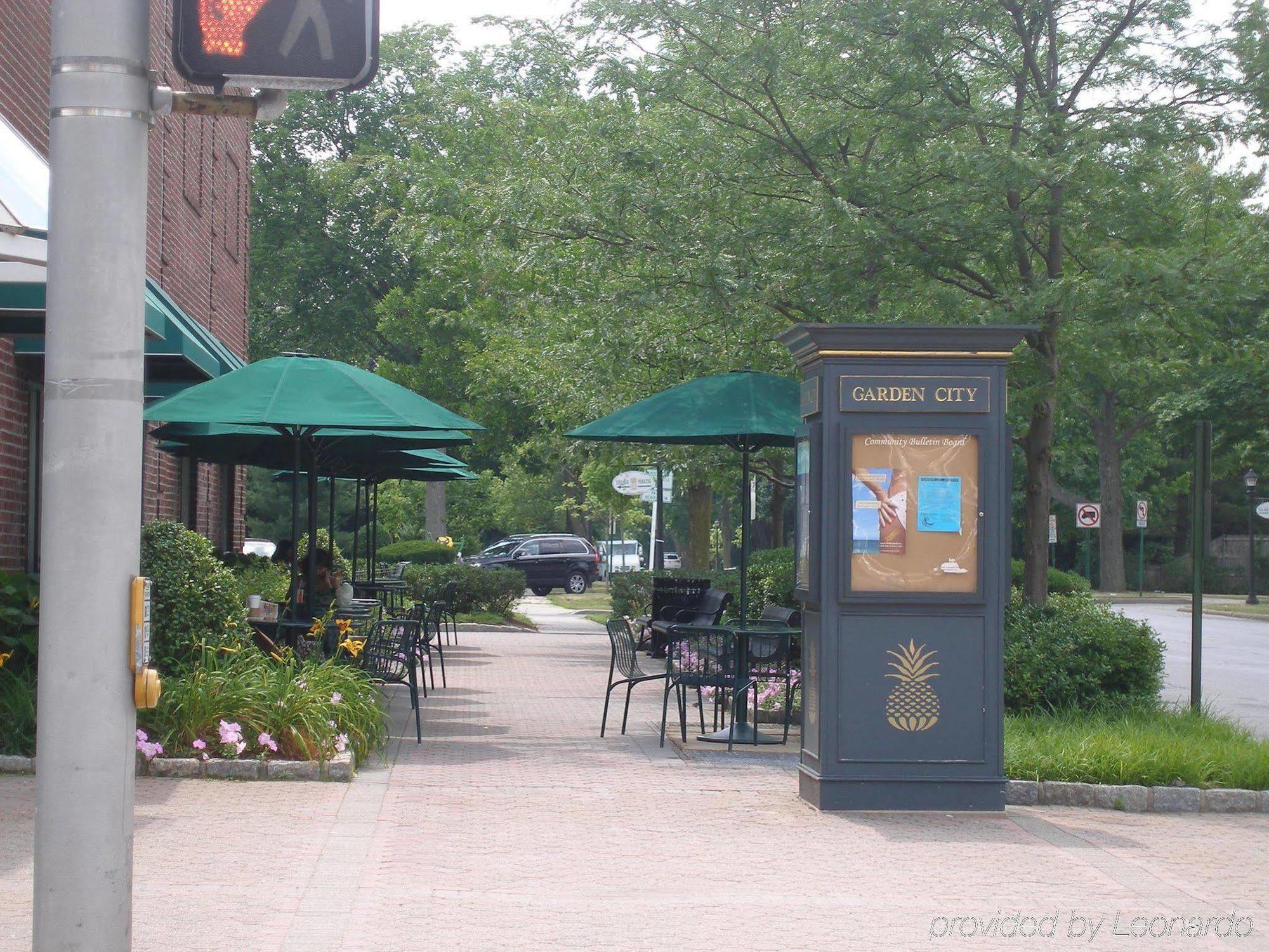 Hampton Inn By Hilton Garden City Long Island Εστιατόριο φωτογραφία
