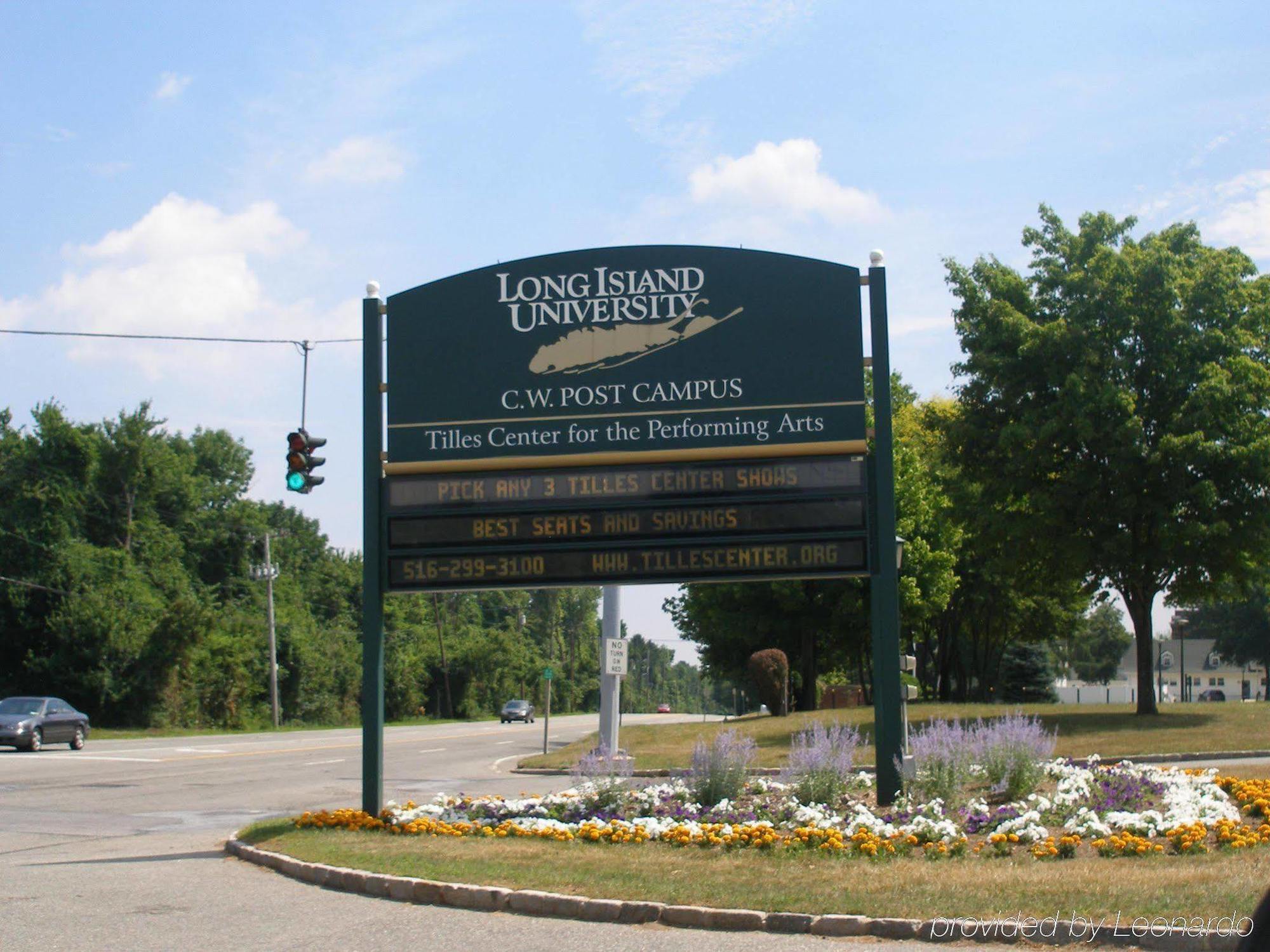 Hampton Inn By Hilton Garden City Long Island Εξωτερικό φωτογραφία