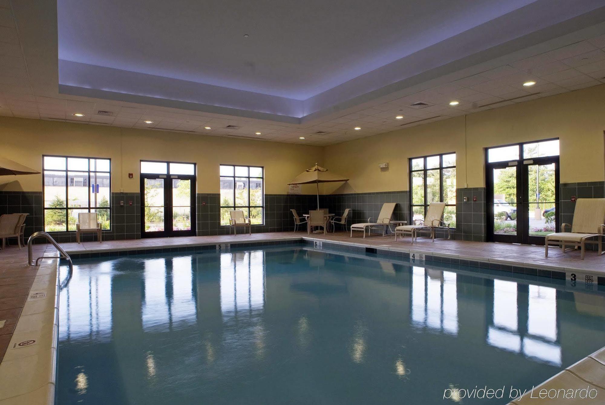 Hampton Inn By Hilton Garden City Long Island Ανέσεις φωτογραφία